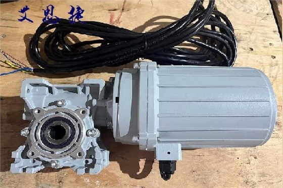 艾思捷洗車機減速機.jpg 艾思捷洗車機減速機.jpg