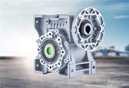 蝸輪減速機在輸送設(shè)備的使用中需要注意什么？