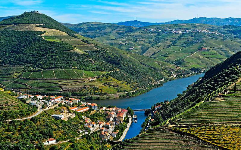 葡萄牙移民的特色是啥？多維度解析葡萄牙移民的獨(dú)特優(yōu)勢