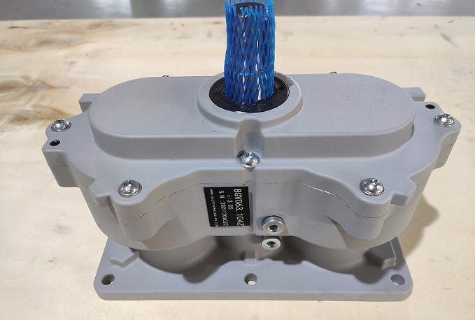 九月你好！上海艾思捷制冰機減速機發(fā)貨！